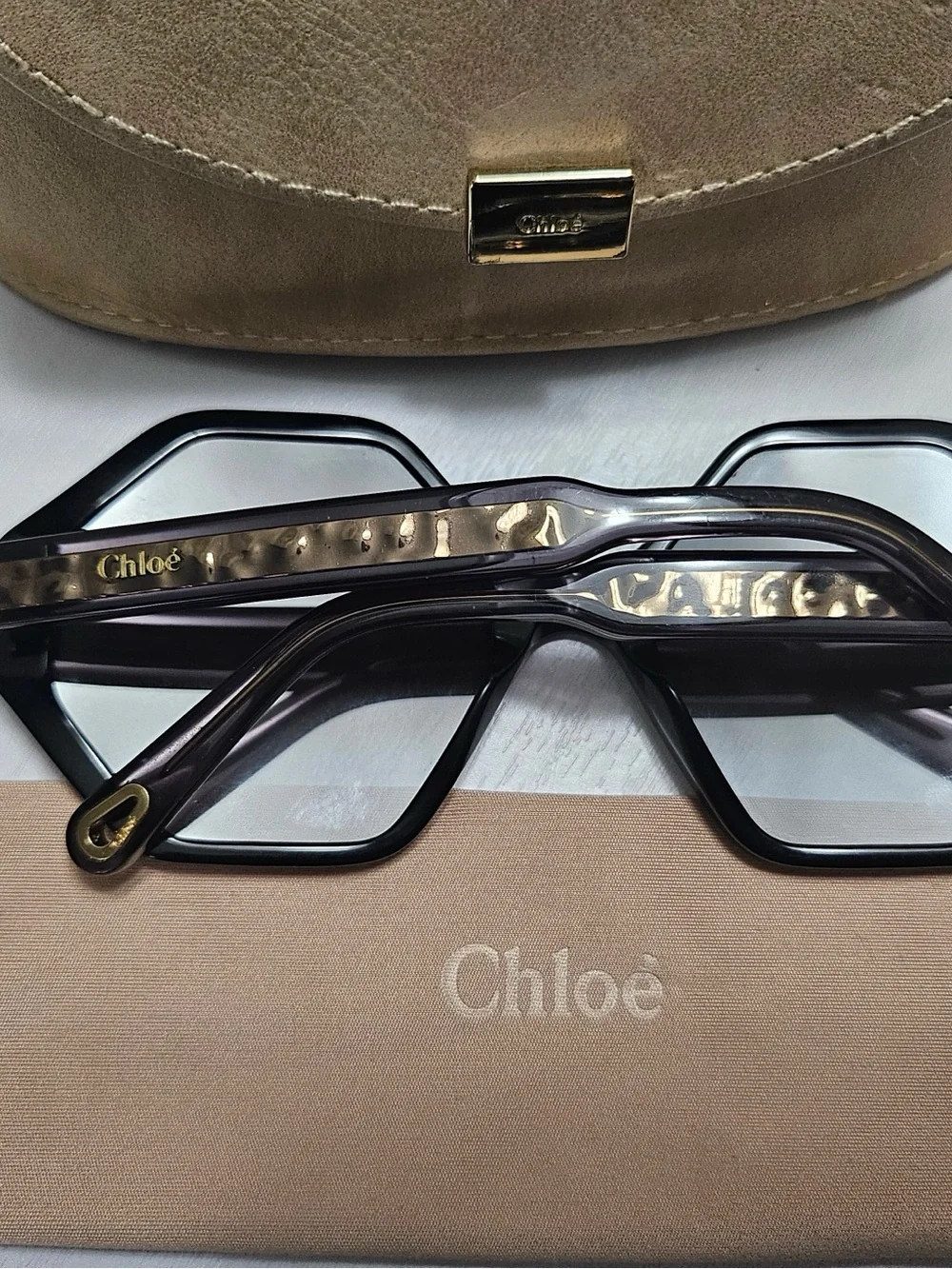 Chloe Women's Black Hexagon Sunglasses with Case
